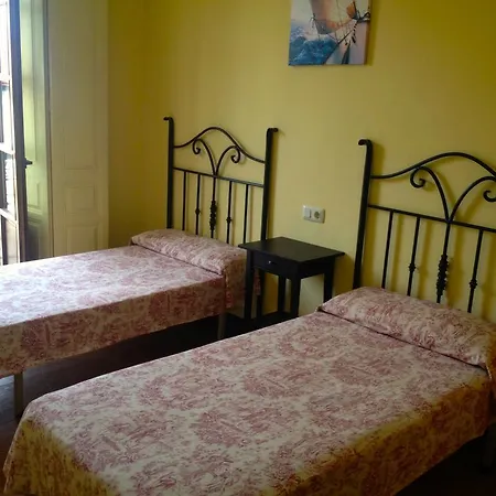 Pension Las Barqueras Gæstehus Llanes
